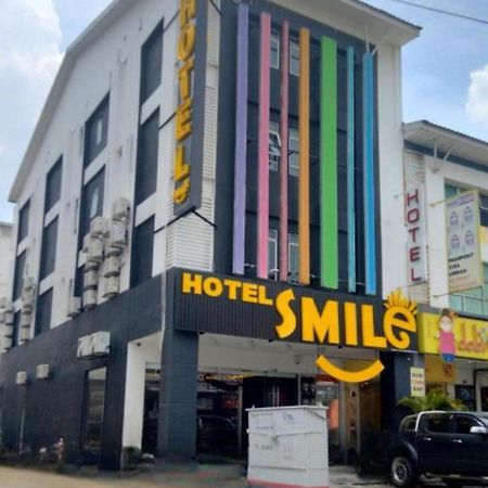 Smile Hotel Cheras Sri Permaisuri Kuala Lumpur Extérieur photo