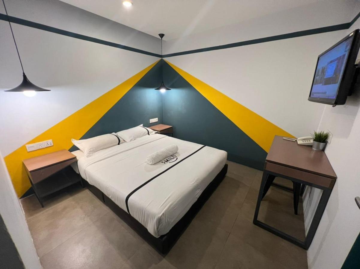 Smile Hotel Cheras Sri Permaisuri Kuala Lumpur Extérieur photo