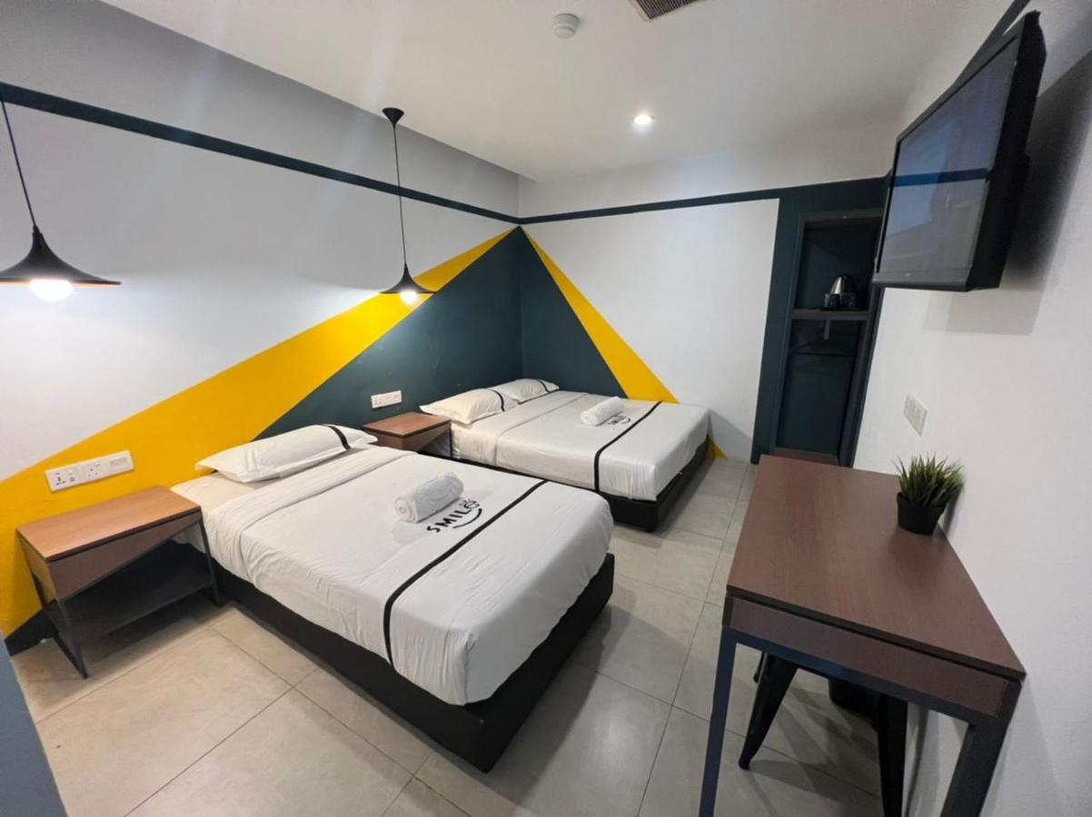 Smile Hotel Cheras Sri Permaisuri Kuala Lumpur Extérieur photo